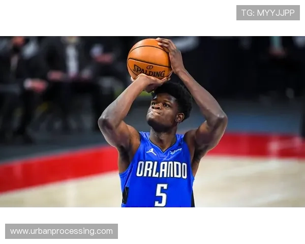 阿什拉夫2025年巴黎表现稳健,攻防两端持续提升 阿什拉夫2025年巴黎表现稳健,攻防两端持续提升