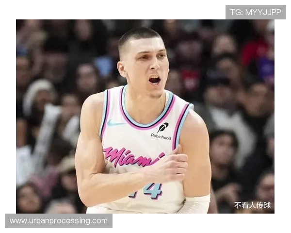 希罗挡拆后无球跑动拉开空间，较巴特勒更依赖外线