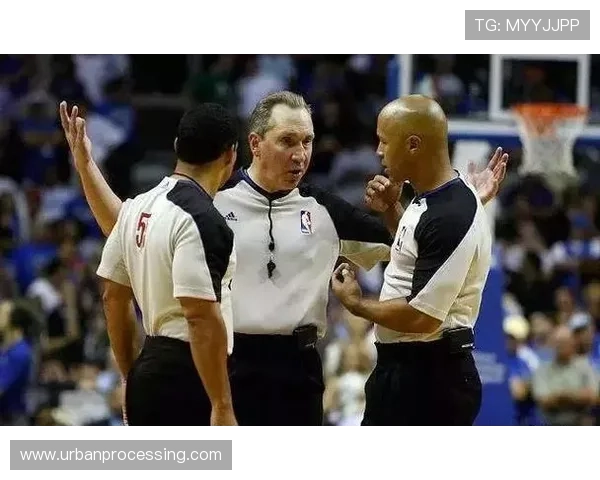 FIBA和NBA规则区别：深入对比两大联赛的篮球规则差异解析